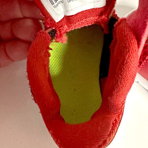 Nike Free Shoes - Picture 6 of 8